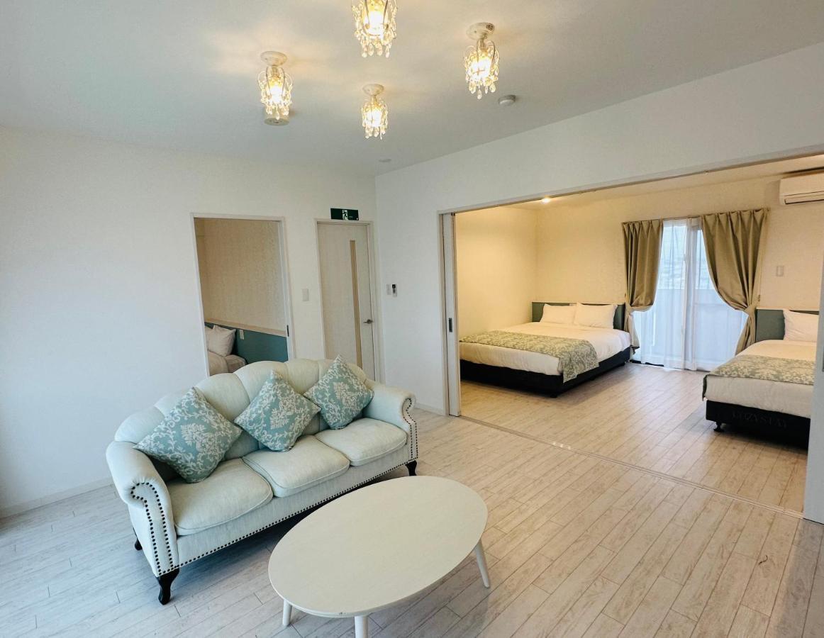 Cozy Stay In Наха Екстериор снимка